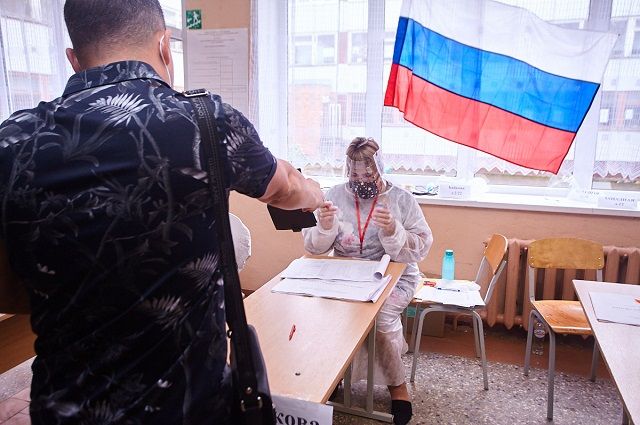 53% псковичей приняли участие в голосовании по данным на 18:00