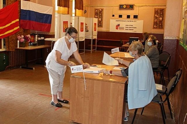 Жильцы Смоленского района рассказали о ходе проведения голосования