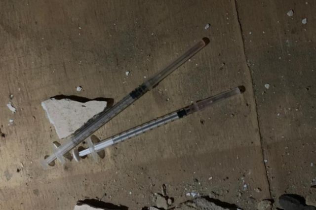 В Приморско-Ахтарском районе 54-летний мужчина устроил наркопритон
