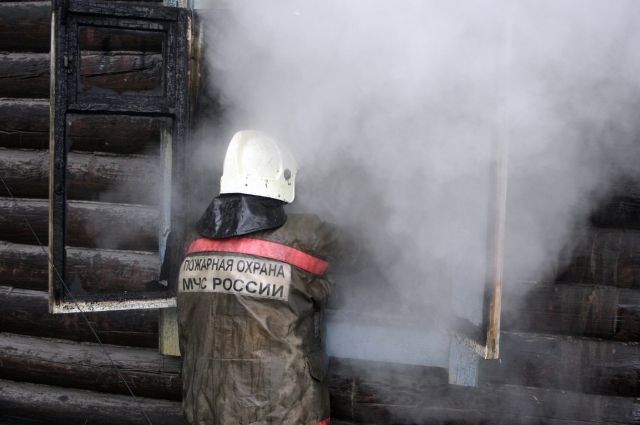 Пожилой мужчина погиб на пожаре в Кардымовском районе