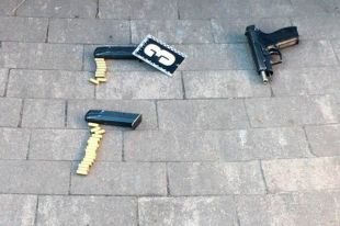 В Киеве полицейские задержали двух мужчин, устроивших драку со стрельбой