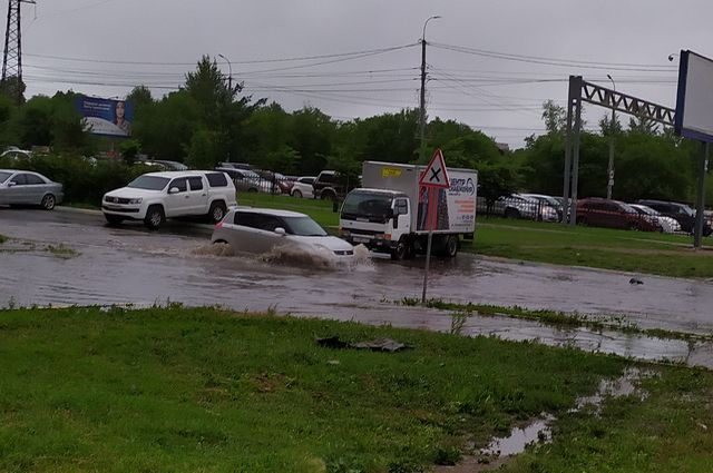 Улицы Хабаровска затопило