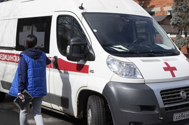 Пассажира «ВАЗа» госпитализировали с переломами после ДТП в Брянске