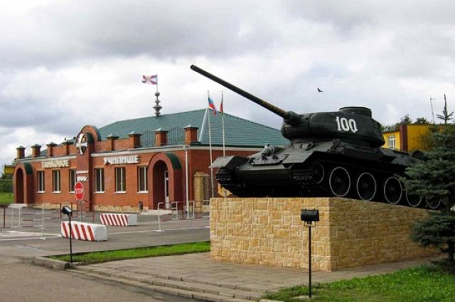 Казанское высшее танковое училище - одно из старейших военно-учебных заведений нашей страны.