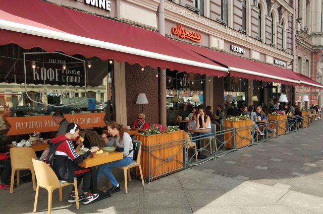 Кафе и рестораны Петербурга не откроют в ближайшее время