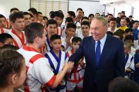Отец научил Нурсултана Назарбаева азам национальной казахской борьбы.