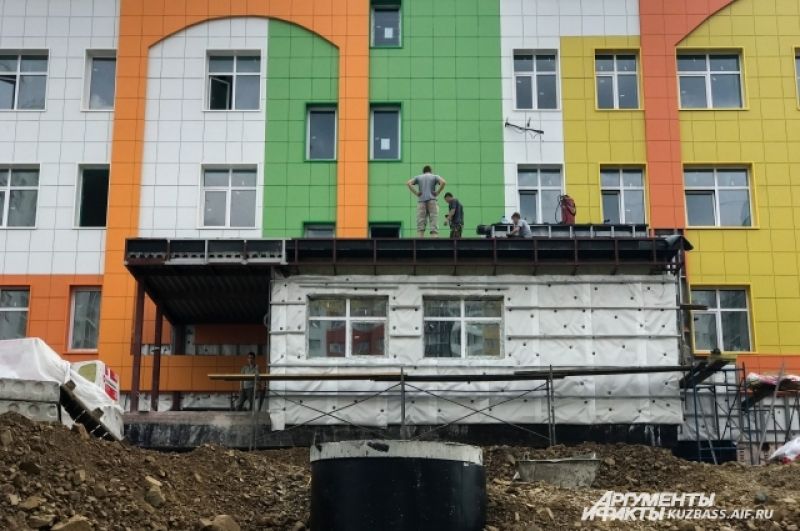 На строительство детского сада было выделено 83 млн рублей, из них 17 млн из областного бюджета.