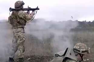 Военный конфликт между Арменией и Азербайджаном.