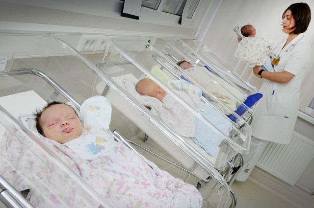 Эксперт рассказала, у скольких младенцев зафиксирован COVID-19 в Петербурге