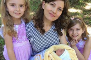 В Виннице женщина рожала под стенами закрытого на карантин роддома