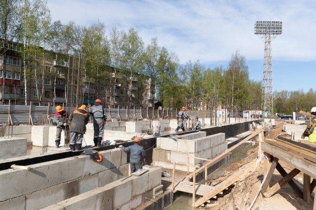 Стадион «Машиностроитель» в Пскове планируется сдать осенью