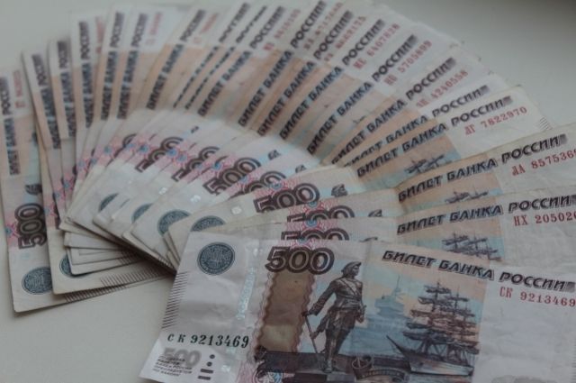 В Архангельске пенсионерка отдала мошеннику 600 тысяч рублей