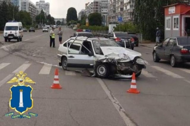 В ДТП на проспекте Филатова в Ульяновске пострадали три человека