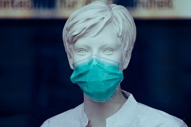 Жительницу Новосибирска оштрафовали за отказ надеть маску