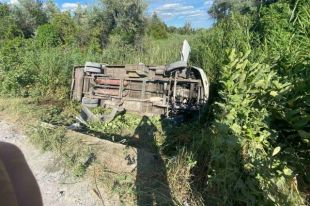В Днепропетровской области автобус слетел в кювет: 15 человек в больнице