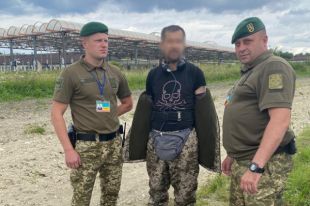 Гражданин Латвии пытался попасть в ЕС в камуфляже украинского пограничника