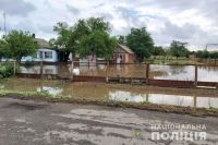 В Херсонской области из-за сильных дождей затопило село
