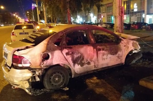 Стали известны подробности ДТП со сгоревшим такси в Новосибирске