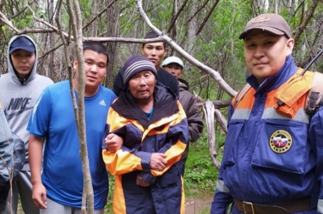 Спасатели Тувы нашли пропавшего пенсионера, ушедшего к целебному источнику