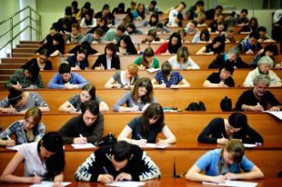 Вузы не могут отказывать абитуриентам освобожденным от аттестации, - МОН