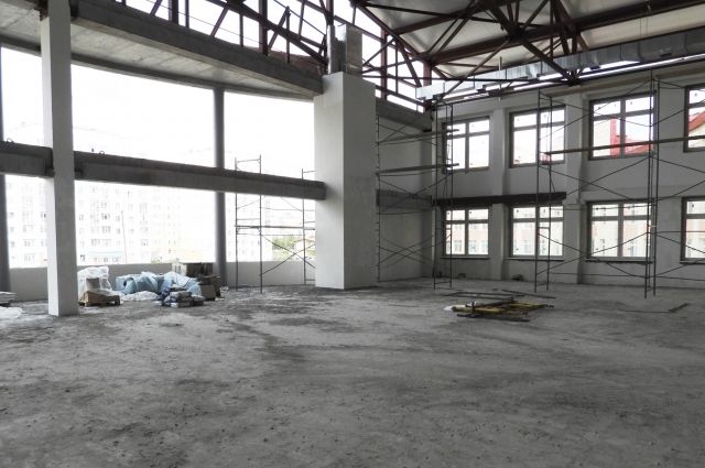 В Нижневартовске близится к завершению строительство школы в 18 микрорайоне
