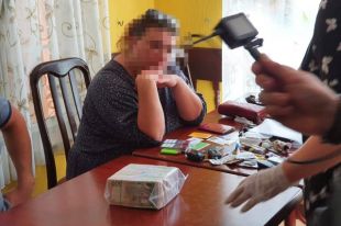 Женщина требовала 4 млн гривен за «влияние» на Антимонопольный комитет