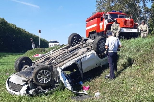 Два человека погибли и двое получили травмы в ДТП на кузбасской трассе