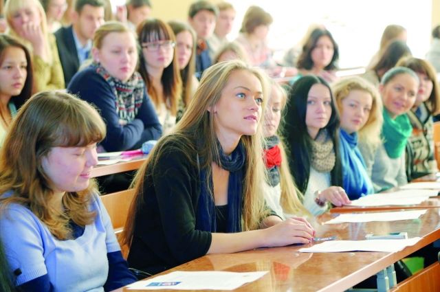 317 бюджетных мест дополнительно получили вузы Новосибирской области