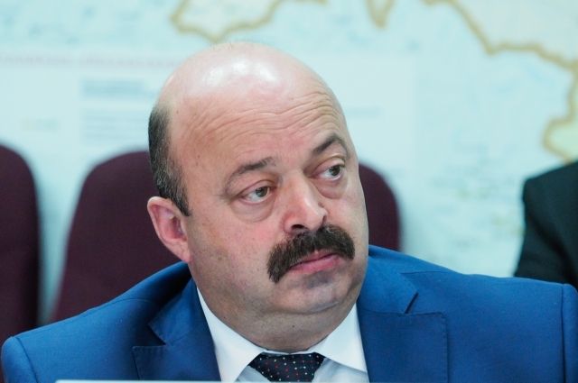 Уволенный за хамство ставропольский чиновник вернулся на госслужбу