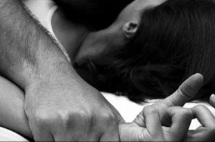 В Сумской области мужчина изнасиловал 9-летнюю девочку и повел в кафе