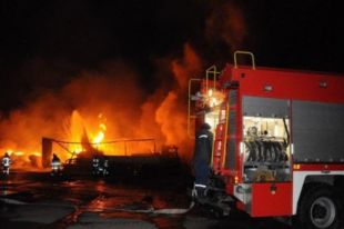 В Чернигове произошли пожар и взрыв в трехэтажном здании. Иллюстративное фото.