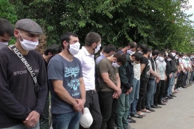 Из Москвы в Чечню вернули на воспитание более 100 нарушителей порядка