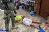 В Польше 6 украинцев занимались подпольным производством сигарет