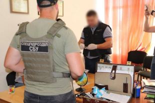 В Одесской области на взятке в 1000 долларов поймали главу сельсовета