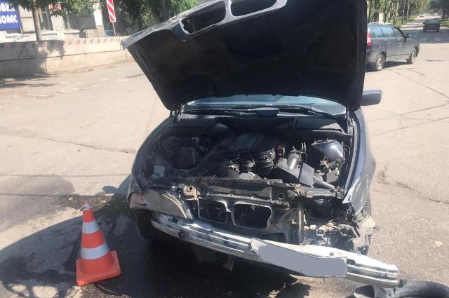 В Самаре в ДТП BMW и Renault пострадала полуторагодовалая девочка