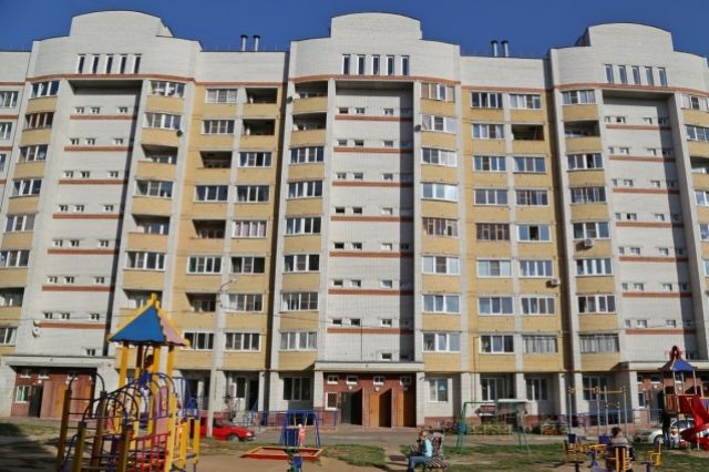В Чебоксарах погибла полуторагодовалая девочка, выпав из окна 8 этажа