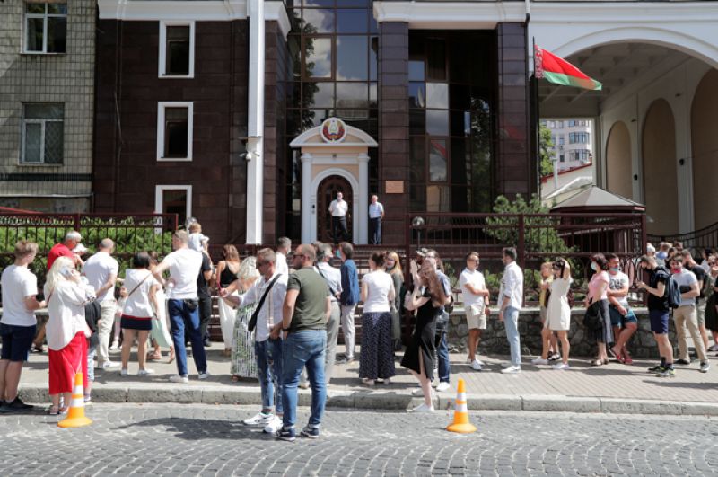 Выборы президента Белоруссии в Киеве.