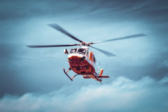 На Кубани спасатели эвакуировали на вертолете туриста с инфарктом