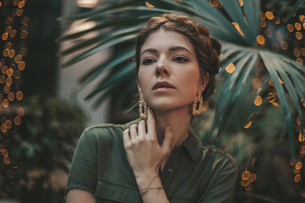 Иваницкая Кристина Дмитриевна, 25 лет, 172 см. Образование: Государственное и муниципальное управление. Должность: исполнительный директор ООО Генезис. Хобби: иностранные языки, модельный бизнес, пулевая стрельба, музеи, театры, опера.