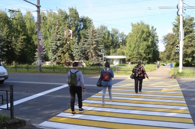 В Ижевске на перекрёстке улиц Горького и Кирова появился пешеходный переход