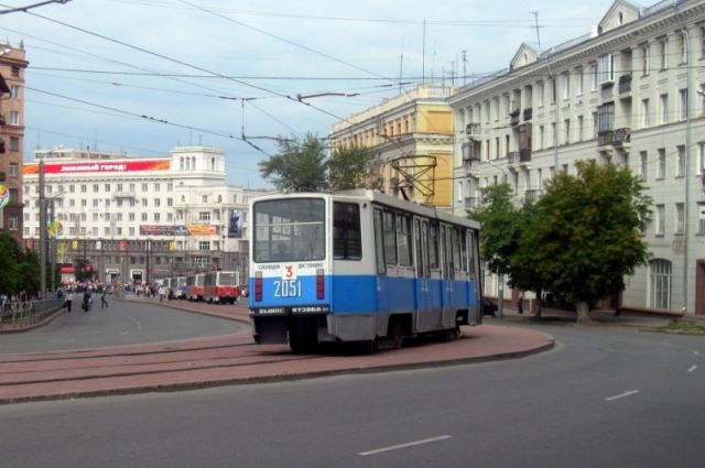 Транспортники объяснили, почему в челябинских трамваях нет кондукторов