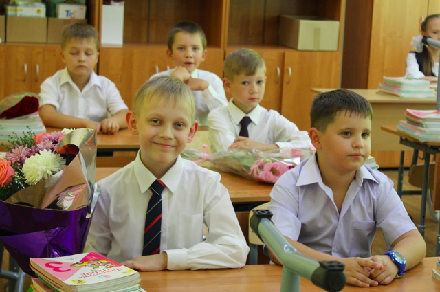 В новом учебном году за парты сядут 172 тысячи школьников Екатеринбурга