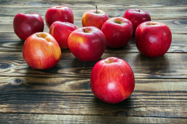 Вред и польза яблок и сколько в день съедать можно