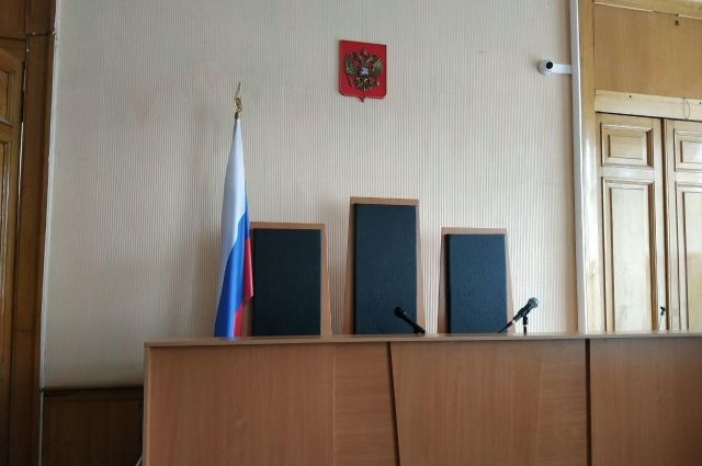 Вольская учительница задолжала банку 1,2 миллиона рублей