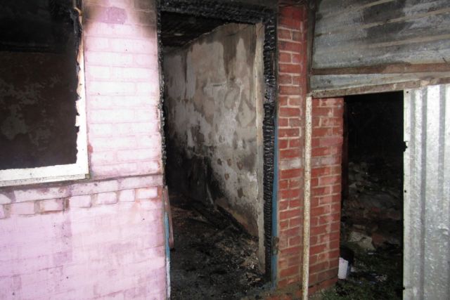 В Армавире при пожаре в частном доме погибли двое мужчин