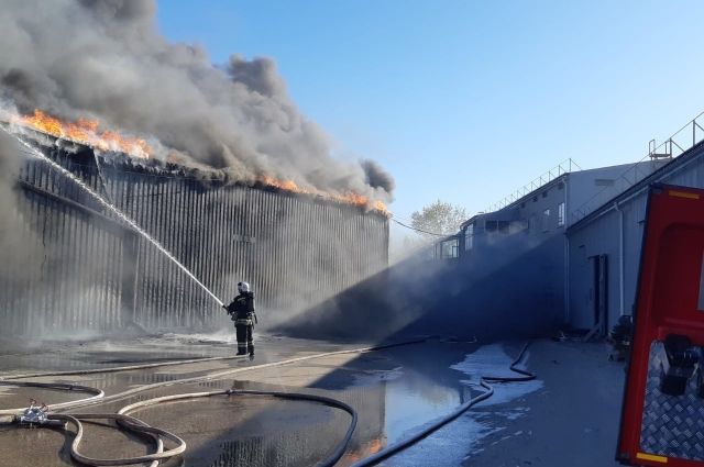 Крупный пожар на складе в Нижнем Новгороде локализован