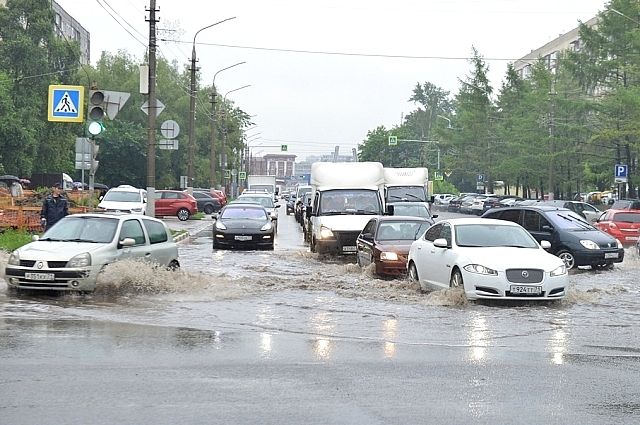 В соцсетях появились фотографии «потопа» в Перми