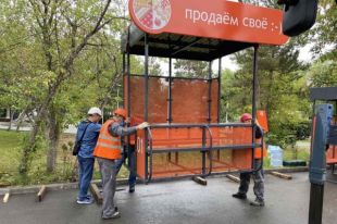 В Тюмени для торговли дачников установили новые прилавки