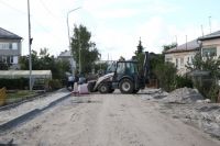 В Тюмени продолжается строительство тротуаров
