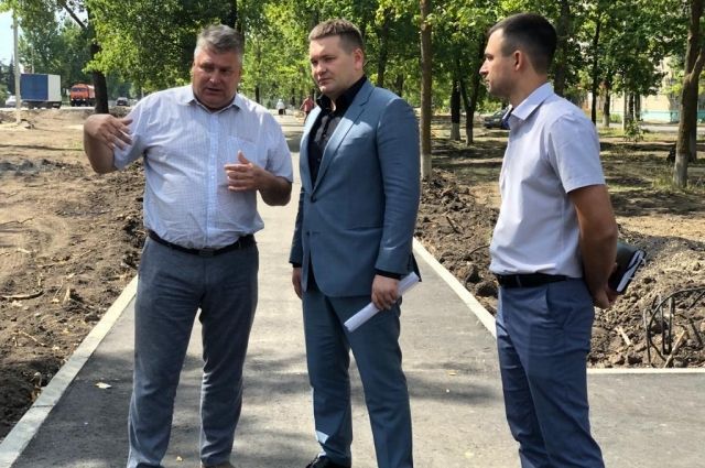 Парламентарий проверил работу по благоустройству Балашова